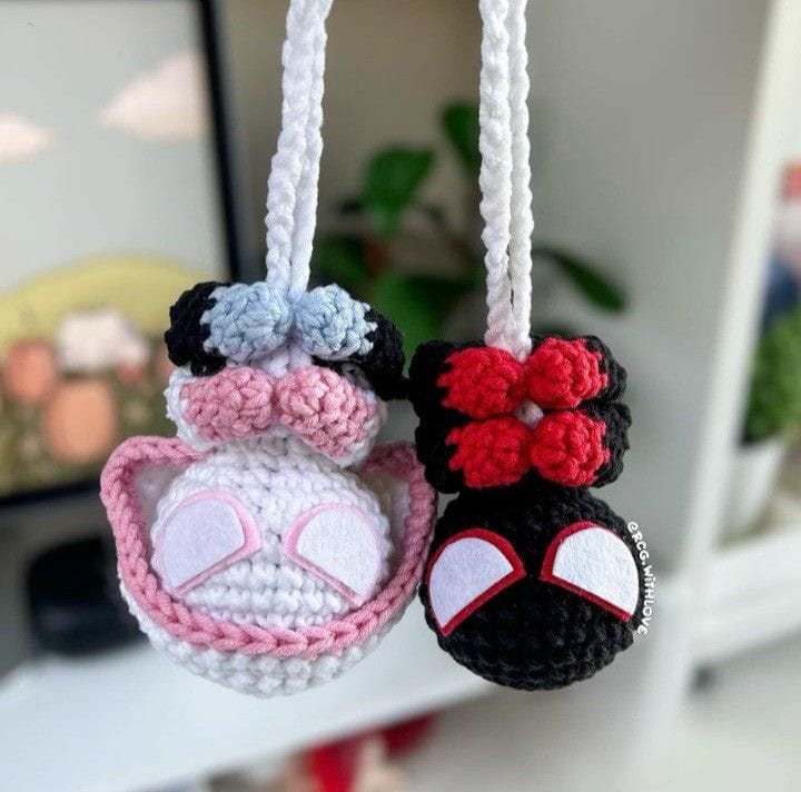 spiderman couple keychain - Image 1